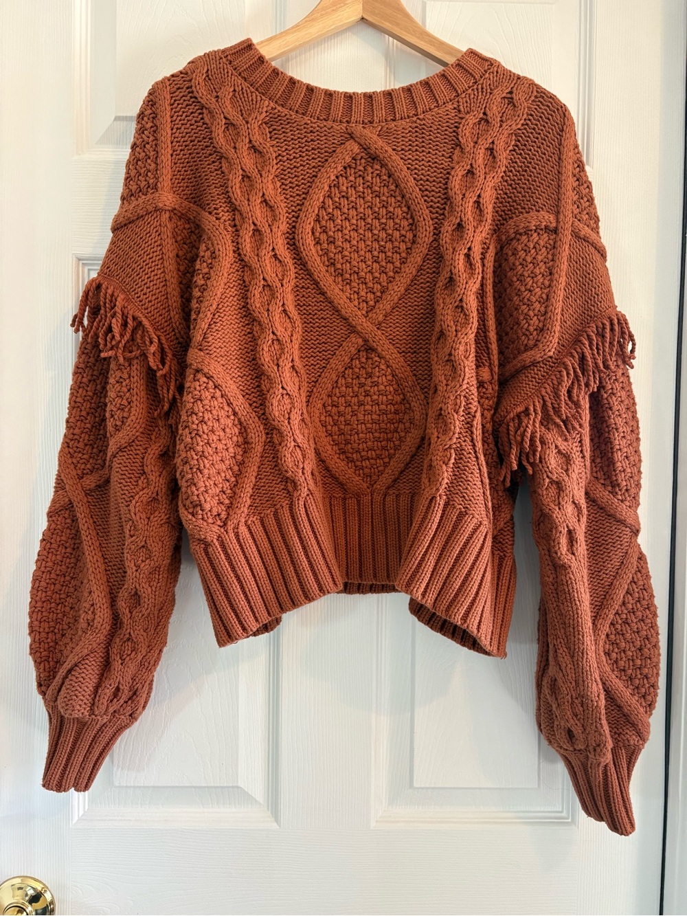 LINE AND DOT JASPER BOHO FRINGE PULLOVER CABLE KNIT SWEATER WOMENS M AMBER BROWN